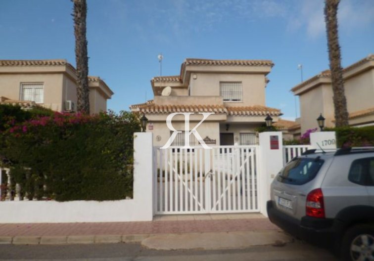 villa - Segunda mano - Playa Flamenca - Costa Blanca
