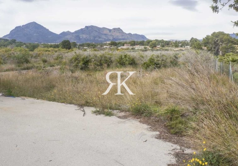 villa - Wiederverkauf - Alfas del Pí - Costa Blanca