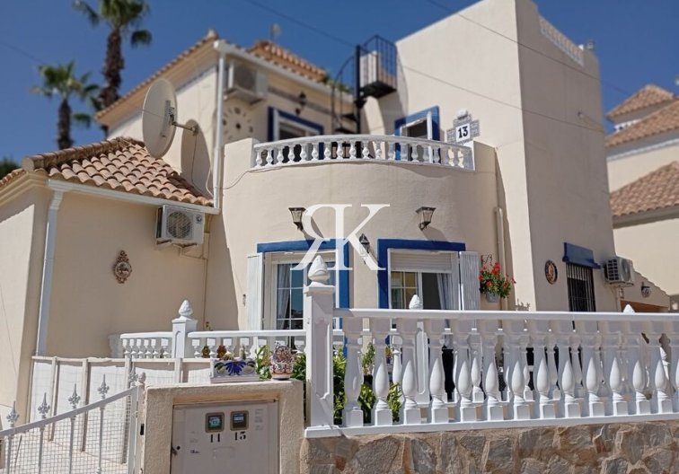 villa - Wiederverkauf - Villamartin - Costa Blanca