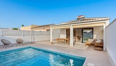 Vrijstaande villa - Herverkoop - Torrevieja - C685