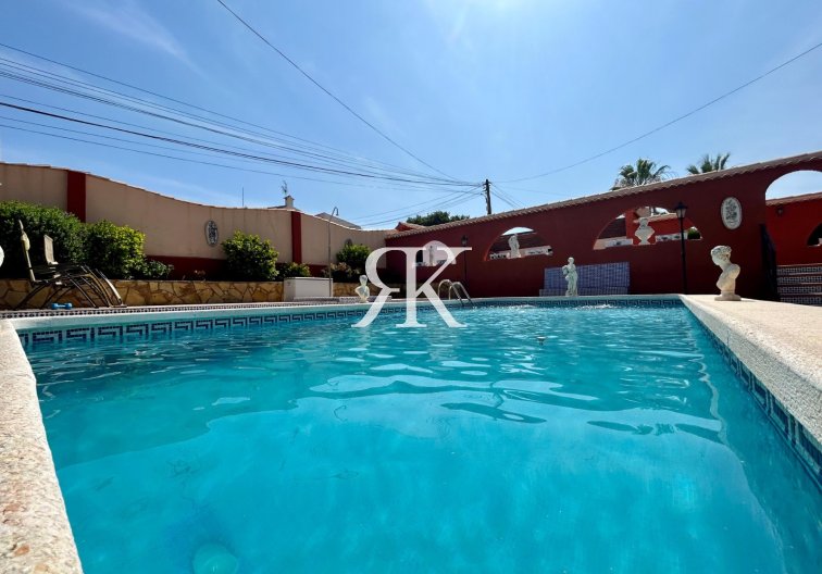 Vrijstaande villa - Herverkoop - Torrevieja - El Chaparral