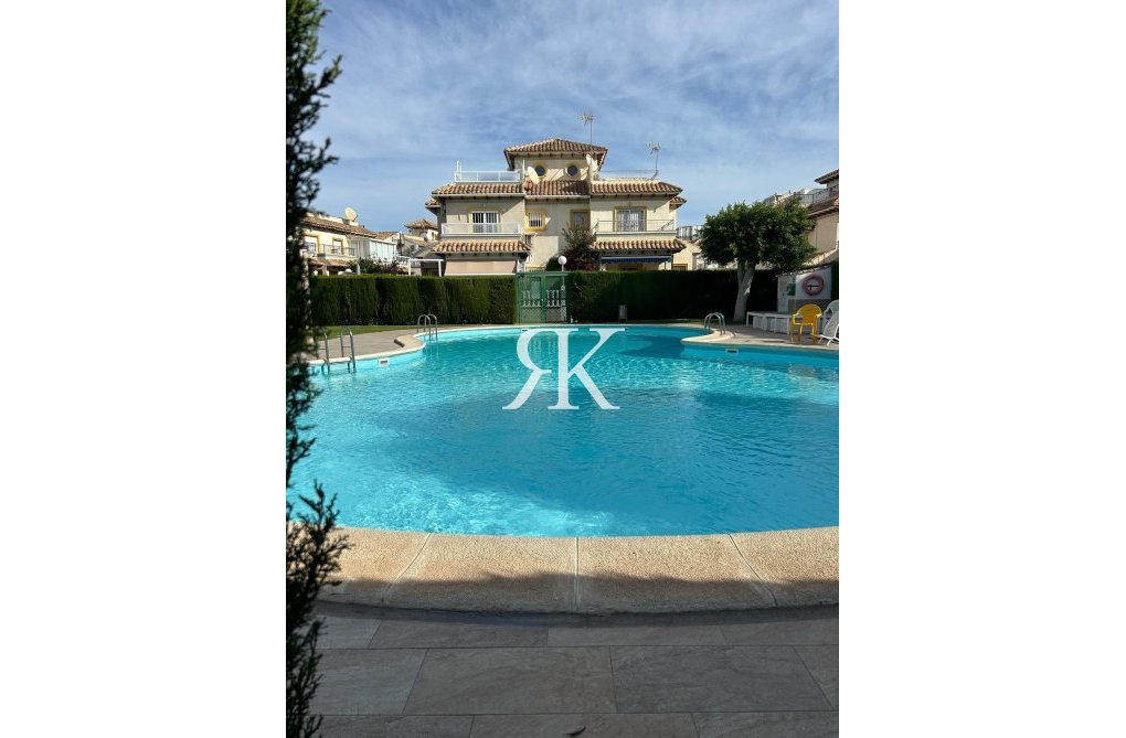 Wiederverkauf - Duplex - Orihuela Costa - Punta Prima