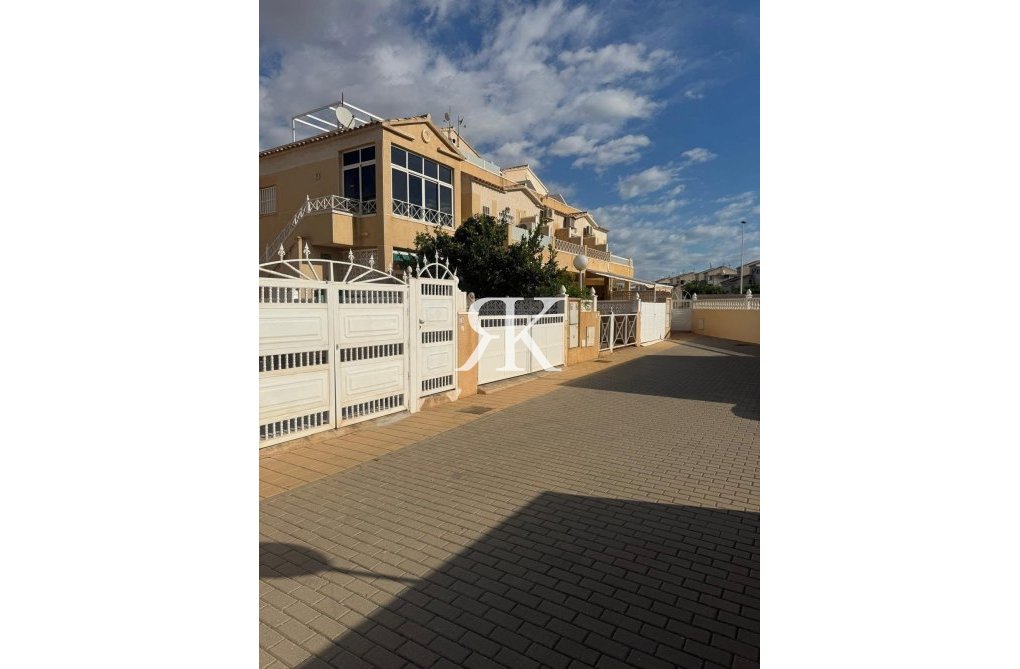 Wiederverkauf - Duplex - Torrevieja - Torretas