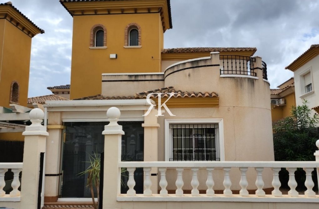 Wiederverkauf - Freistehende Villa - Torrevieja - Los Balcones - Los Altos 