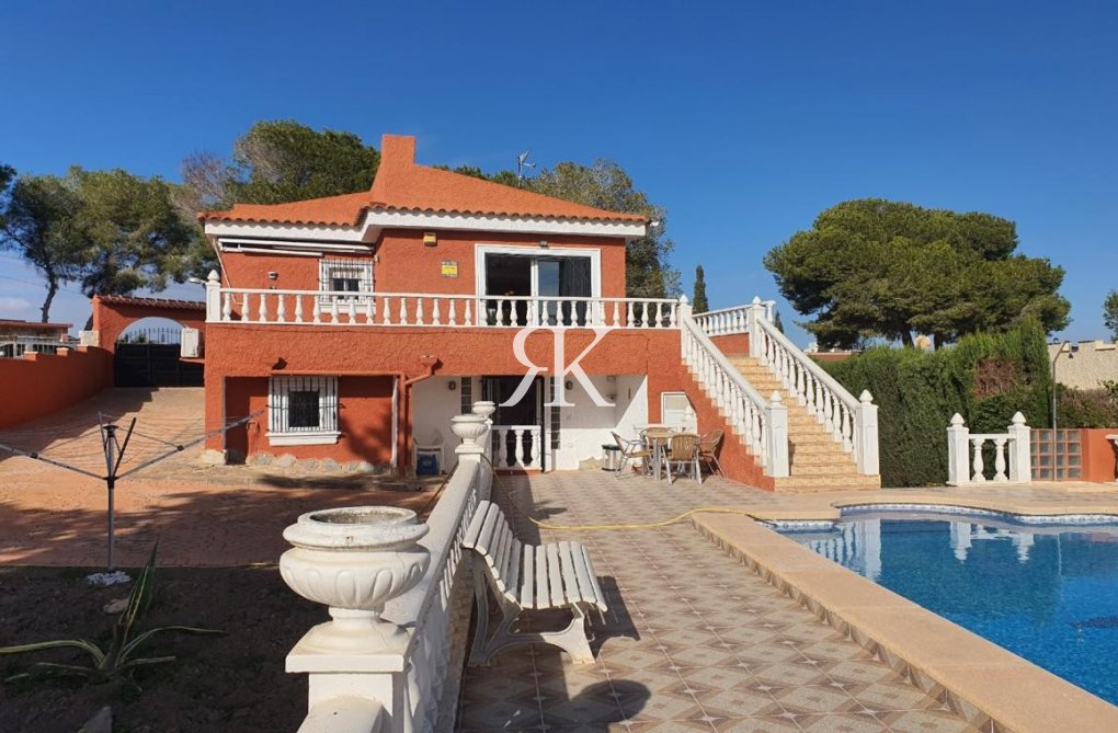 Wiederverkauf - Freistehende Villa - Torrevieja - Los Balcones 