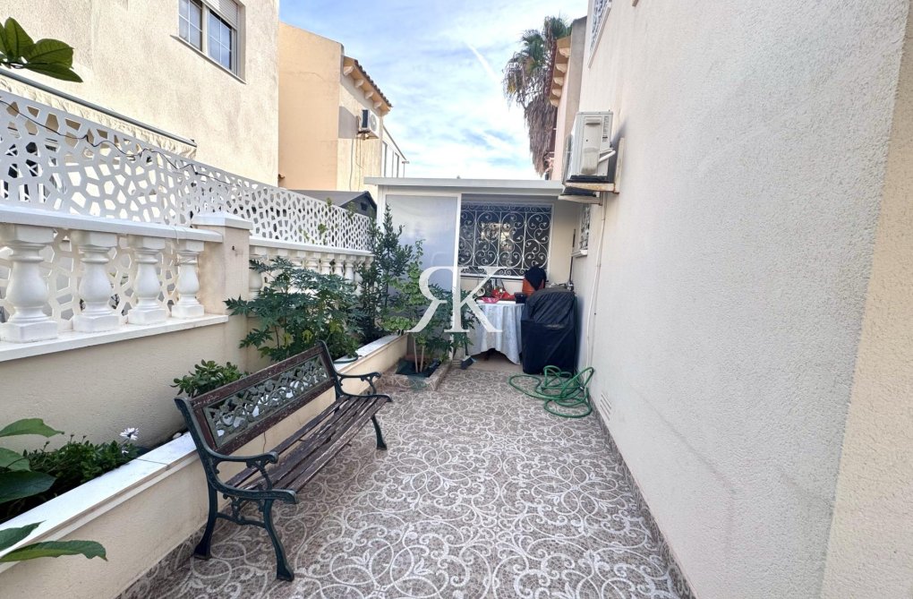 Wiederverkauf - town house - Orihuela Costa - Playa Flamenca