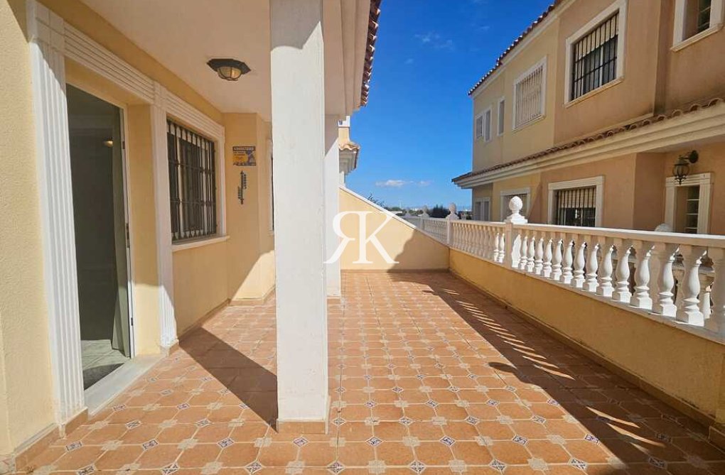 Wiederverkauf - villa - Guardamar del Segura - Campomar