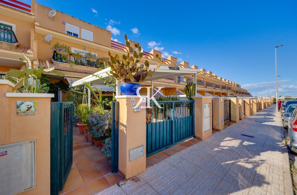 Wiederverkauf - villa - Orihuela Costa - Costa Blanca