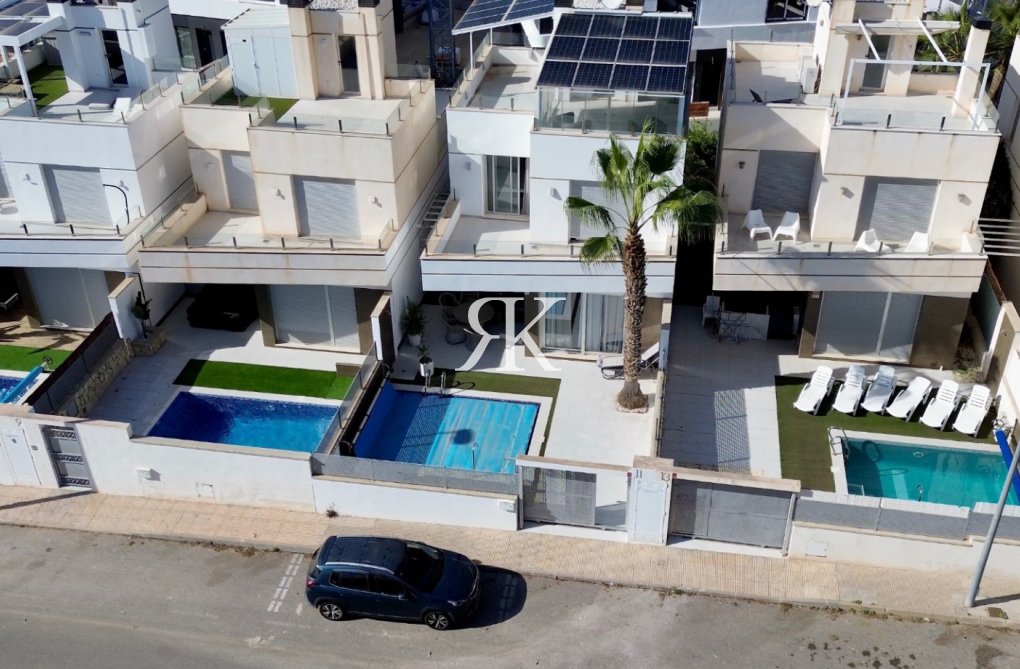 Wiederverkauf - villa - Orihuela Costa - Costa Blanca