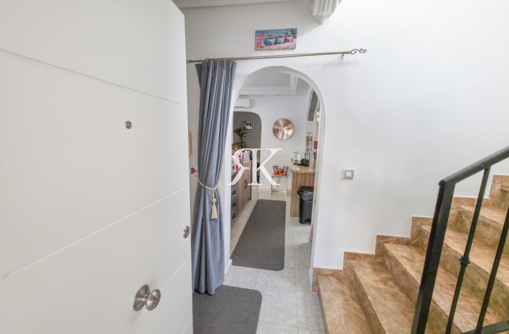 Wiederverkauf - villa - Villamartin - Costa Blanca