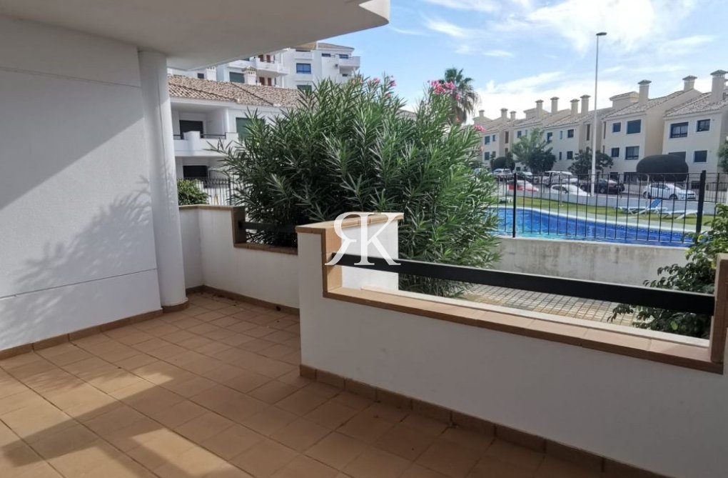 Wiederverkauf - Wohnung - Orihuela Costa - Campoamor