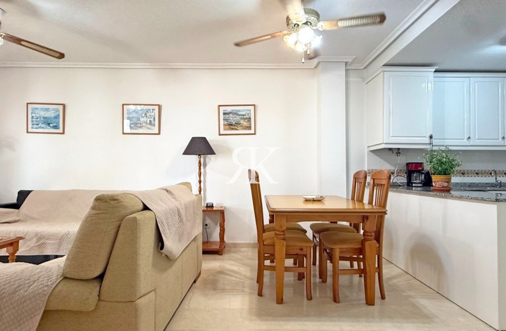 Wiederverkauf - Wohnung - Orihuela Costa - Costa Blanca