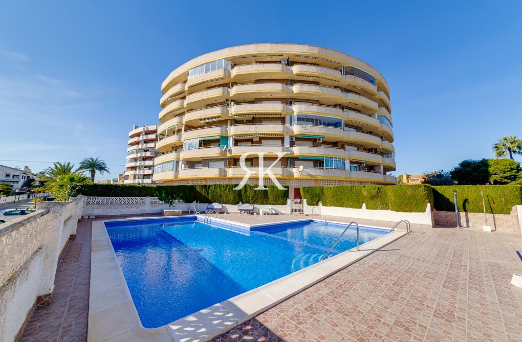 Wiederverkauf - Wohnung - Orihuela Costa - La Zenia