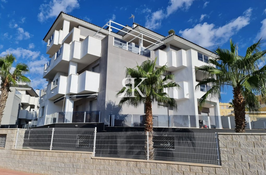 Wiederverkauf - Wohnung - Orihuela Costa - Las Filipinas,Villamartin