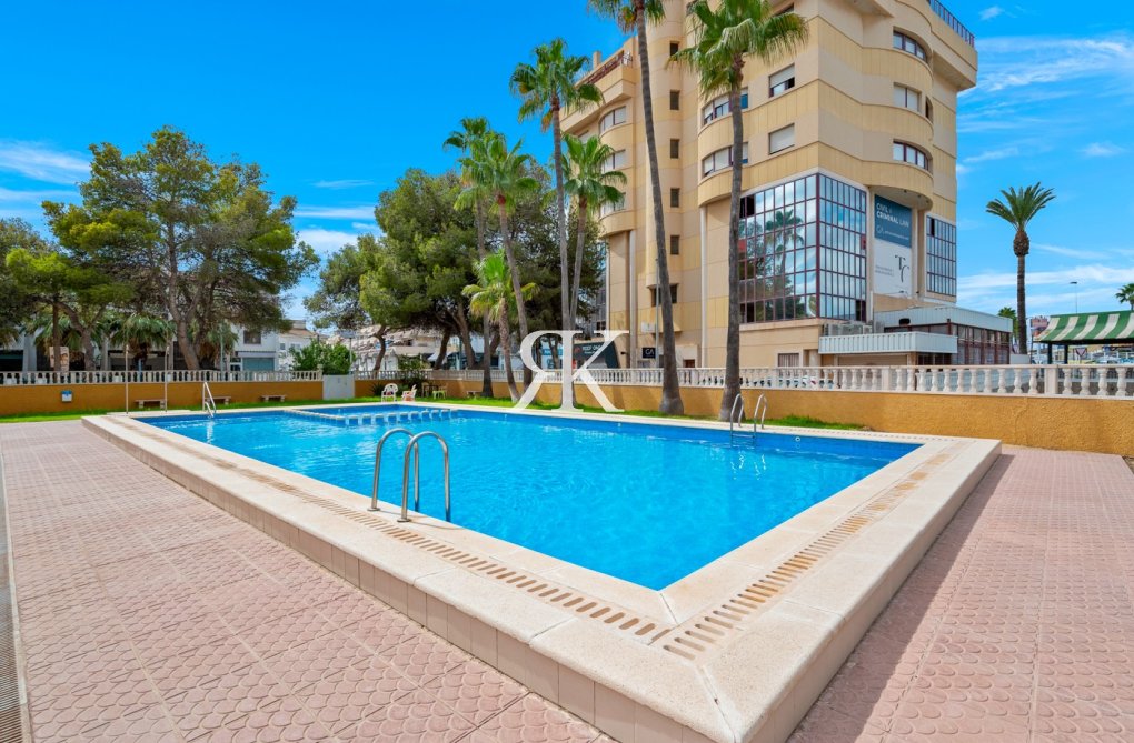 Wiederverkauf - Wohnung - Punta Prima - Costa Blanca