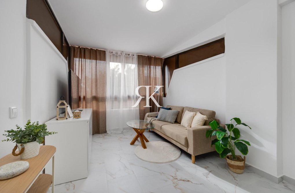 Wiederverkauf - Wohnung - Torrevieja - Cabo Cervera