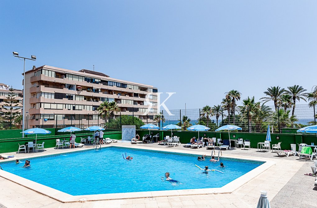 Wiederverkauf - Wohnung - Torrevieja - Cabo Cervera