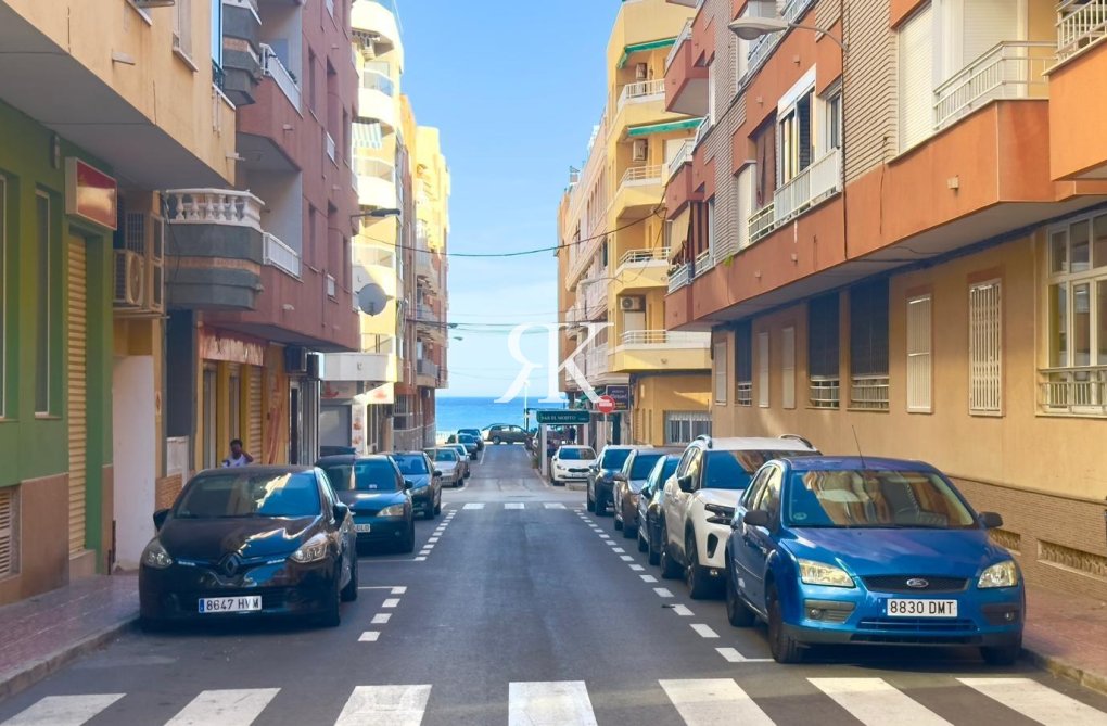 Wiederverkauf - Wohnung - Torrevieja - Centro