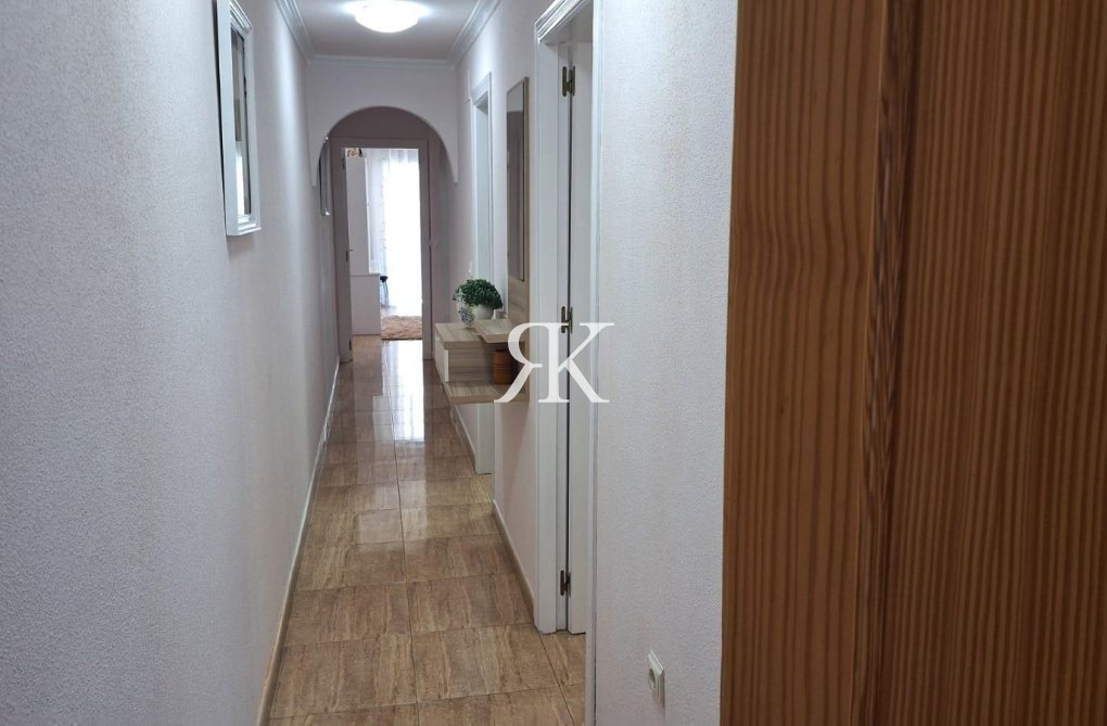 Wiederverkauf - Wohnung - Torrevieja - Playa del Cura