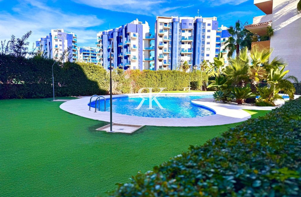 Wiederverkauf - Wohnung - Torrevieja - Punta Prima