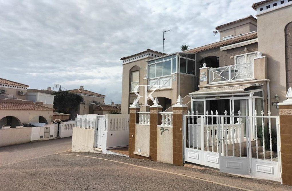 Wiederverkauf - Wohnung - Torrevieja