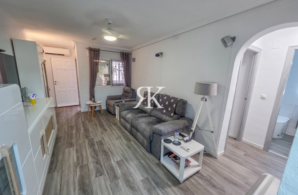 Wiederverkauf - Wohnung - Vistabella Golf Entre Naranjos - Inland