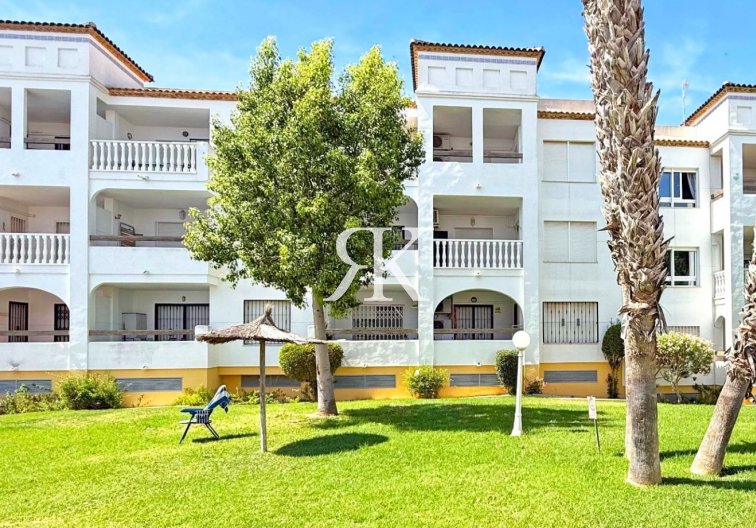 Wohnung - Wiederverkauf - Orihuela Costa - Costa Blanca