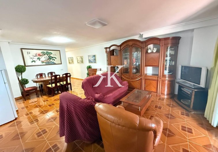 Wohnung - Wiederverkauf - Orihuela Costa - Punta Prima