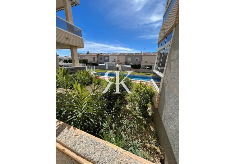 Wohnung - Wiederverkauf - Torrevieja - Aguas Nuevas