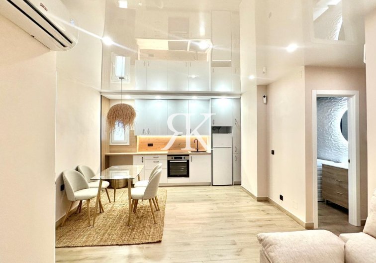 Wohnung - Wiederverkauf - Torrevieja - Centro