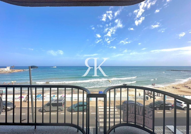 Wohnung - Wiederverkauf - Torrevieja - Centro