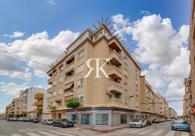 Wohnung - Wiederverkauf - Torrevieja - Centro