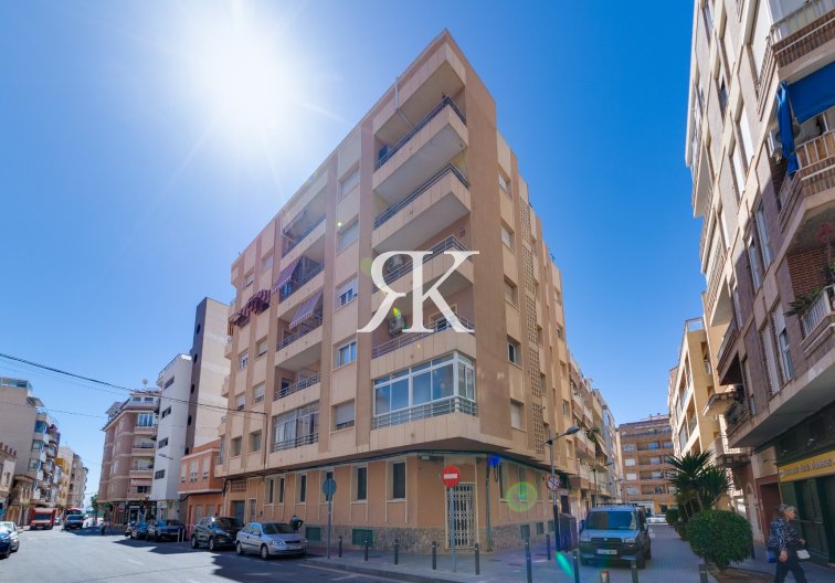 Wohnung - Wiederverkauf - Torrevieja - Centro