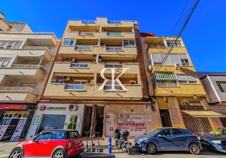 Wohnung - Wiederverkauf - Torrevieja - Centro