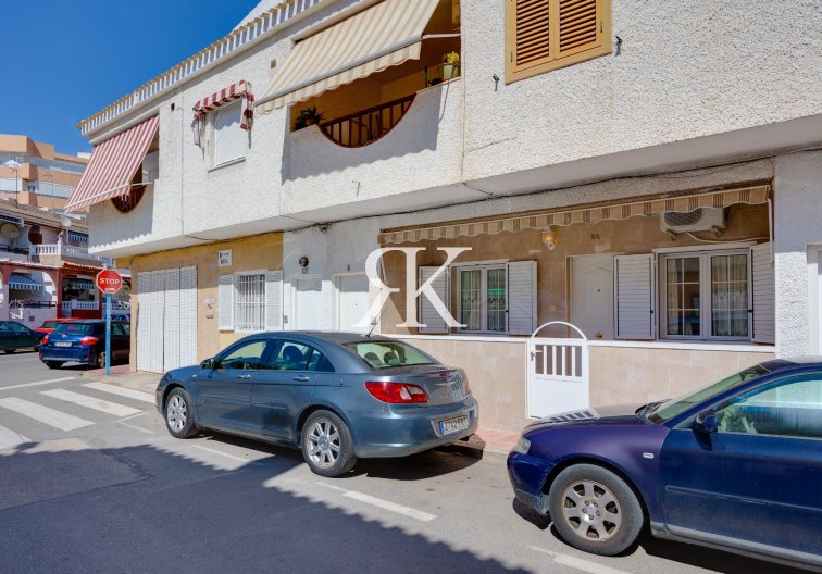 Wohnung - Wiederverkauf - Torrevieja - El Acequión