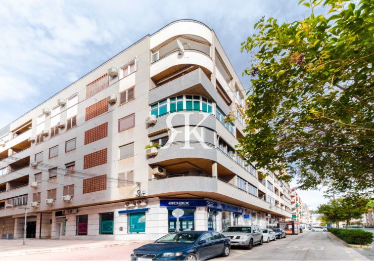 Wohnung - Wiederverkauf - Torrevieja - El Acequión
