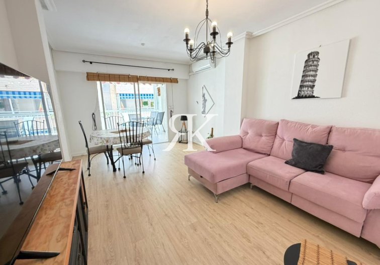 Wohnung - Wiederverkauf - Torrevieja - Playa del Cura