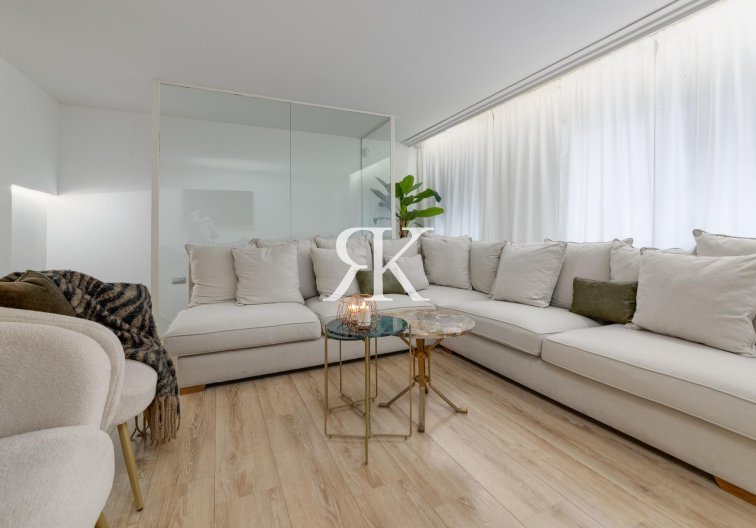 Wohnung - Wiederverkauf - Torrevieja - Playa del Cura