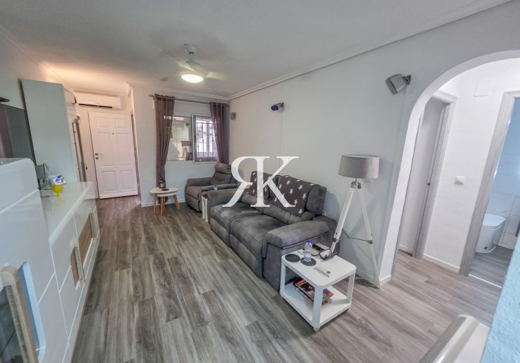 Wohnung - Wiederverkauf - Vistabella Golf Entre Naranjos - Inland