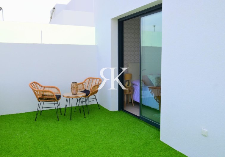 Construction Neuve - Semidetached - Dolores - polideportivo