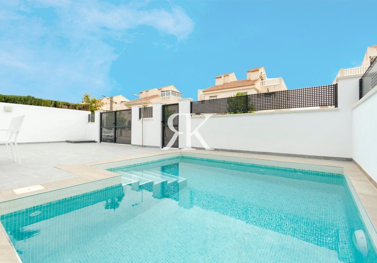 New Build - villa - Torrevieja - Torretas