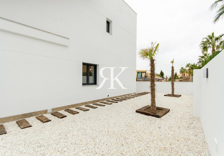 New Build - villa - Torrevieja - Torretas