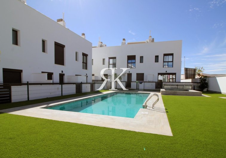 Neubau - Semidetached - Pilar de la Horadada - El Pilar de la Horadada