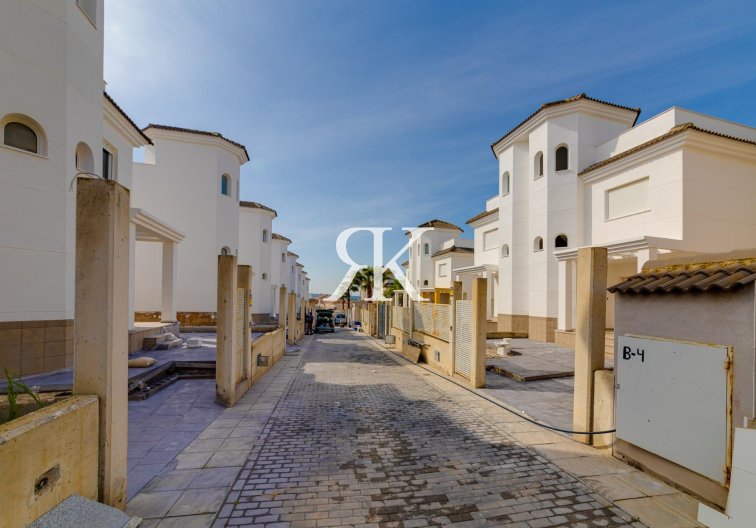 Neubau - Semidetached - San Fulgencio - El Oasis