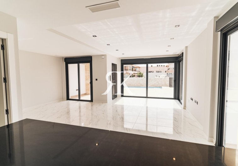 New Build - villa - Orihuela Costa - Punta Prima