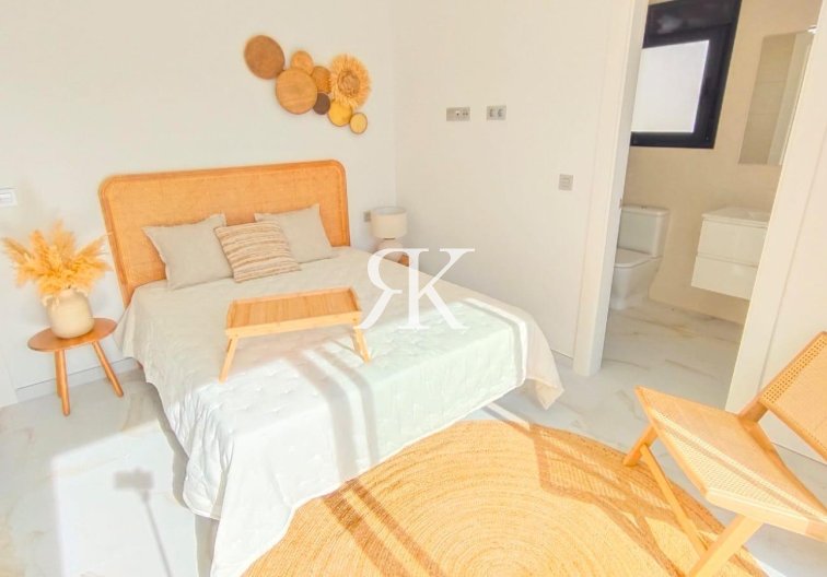 Neubau - villa - Pilar de la Horadada - Pinar de Campoverde