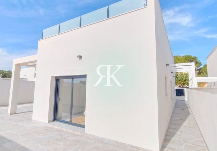 Neubau - villa - Pilar de la Horadada - Pinar de Campoverde