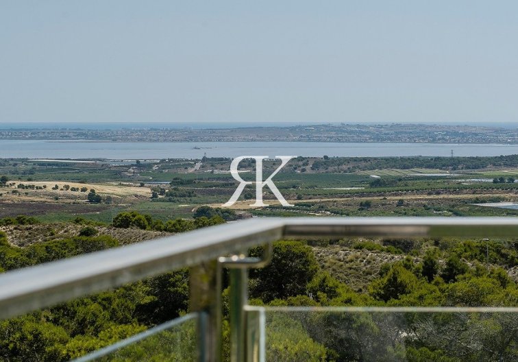 New Build - Top floor bungalow - San Miguel de Salinas - VistaBella Golf