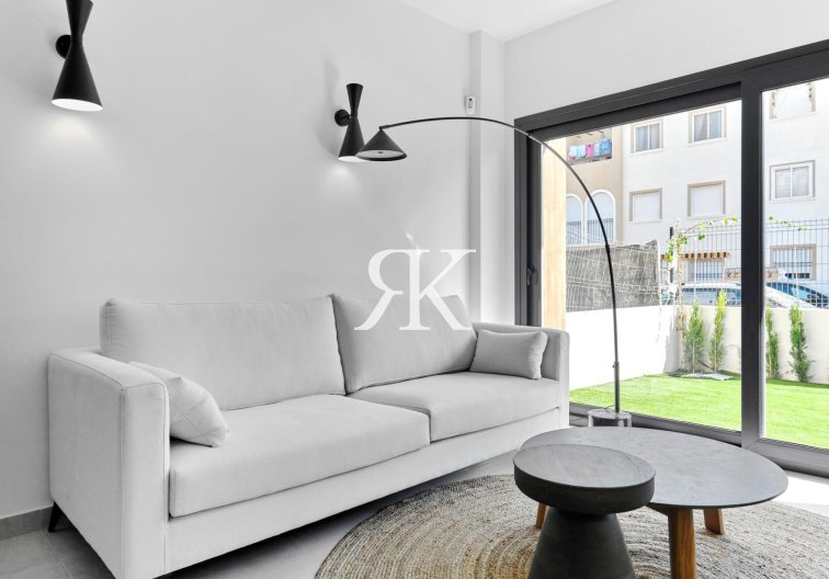 New Build - Top floor bungalow - Torrevieja - Villa Amalia