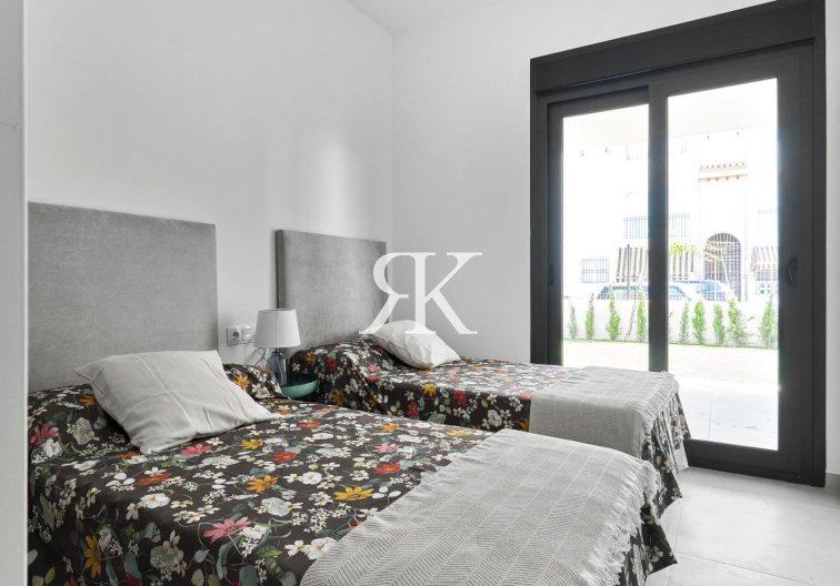 New Build - Top floor bungalow - Torrevieja - Villa Amalia